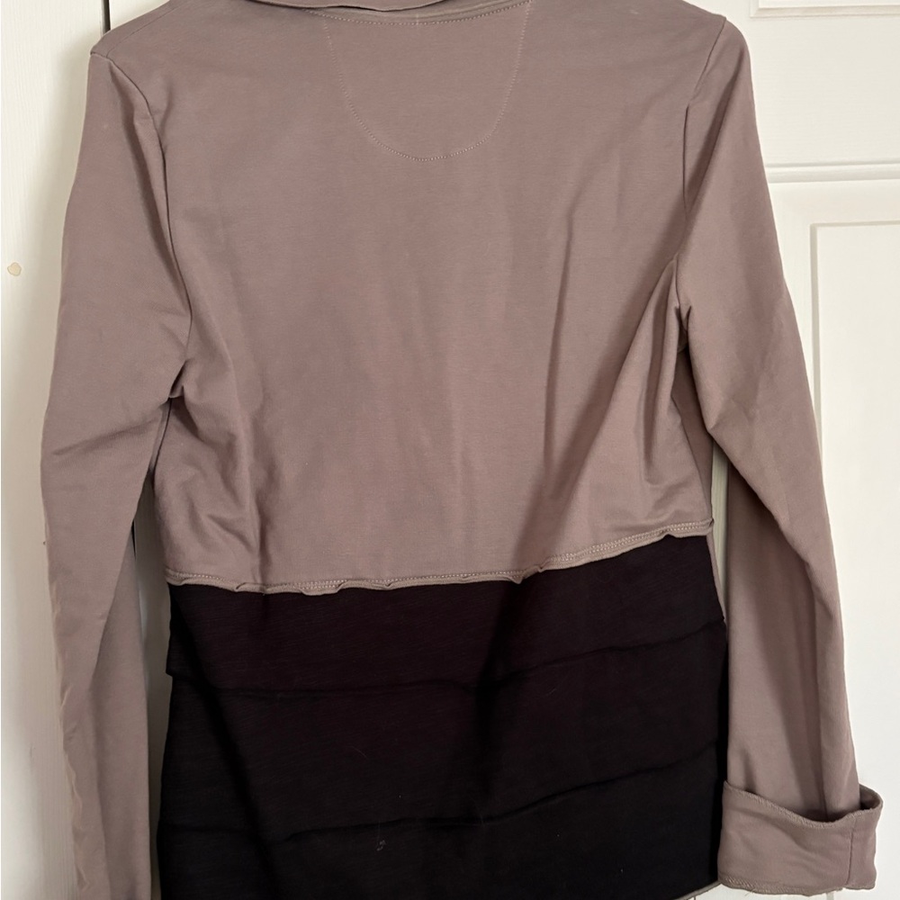 Neon Buddha Taupe Blazer with Unique Button Design nwt - Picture 5 of 6